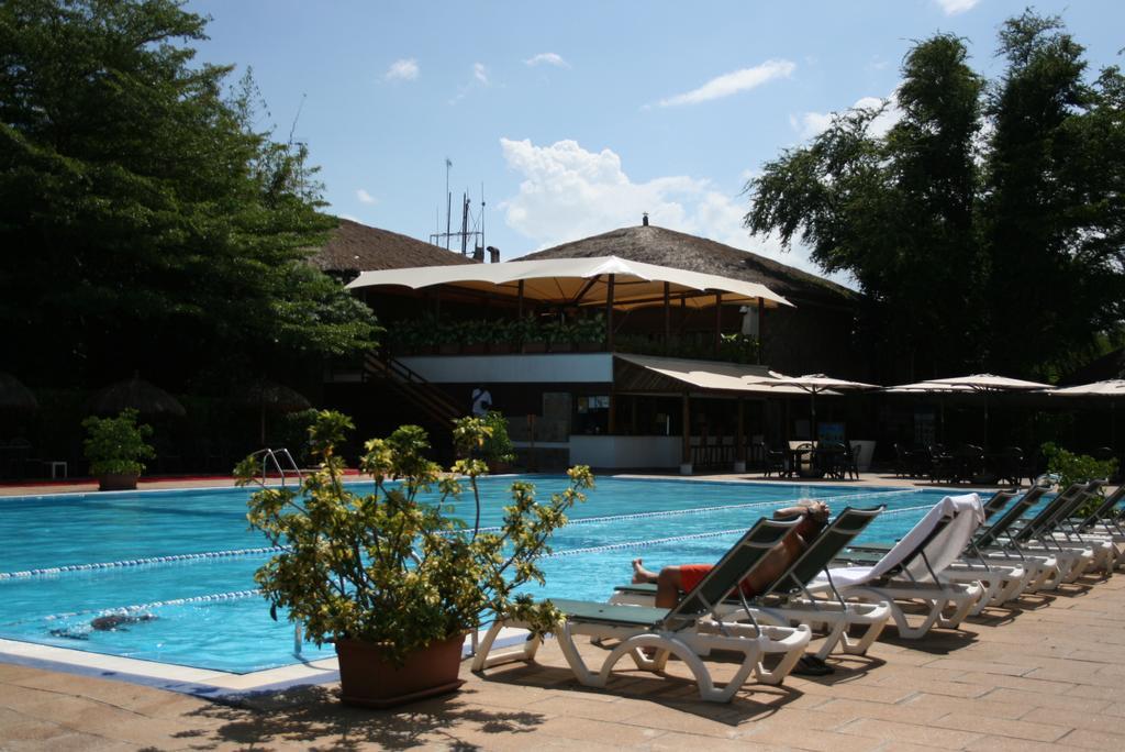 Hotel Club Du Lac Tanganyika Bużumbura Zewnętrze zdjęcie